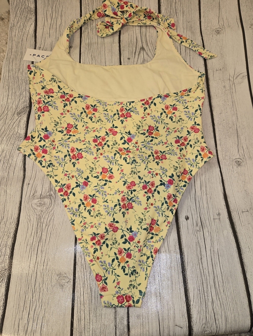 Amor y Besos Penelope Yellow Floral Halter One Piece Cheeky Swimsuit Pacsun - M - Picture 9 of 10